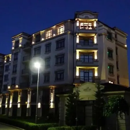 Апартамент “Сънрайс” - Гр. Поморие Apartman *